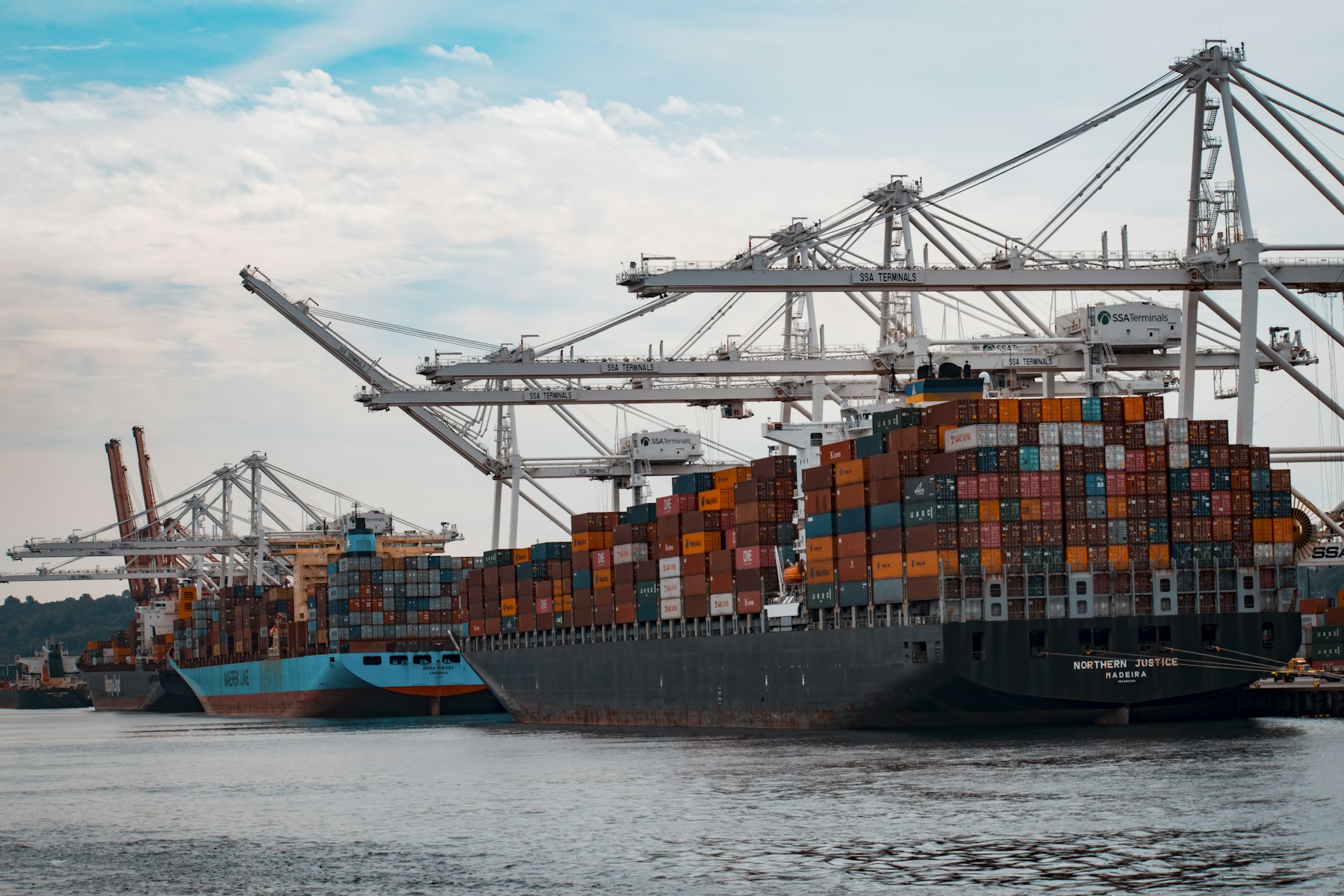 Deep-Water Maritime Container Port
